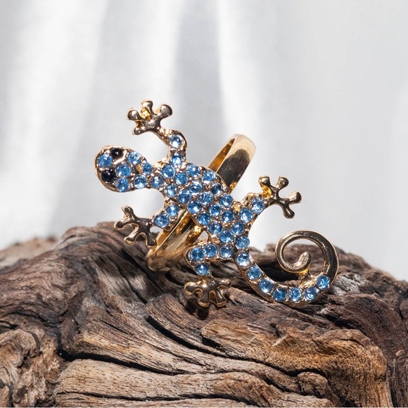✨Modcloth Leia Blue Rhinestone Lizard Ring - Picture 11 of 11